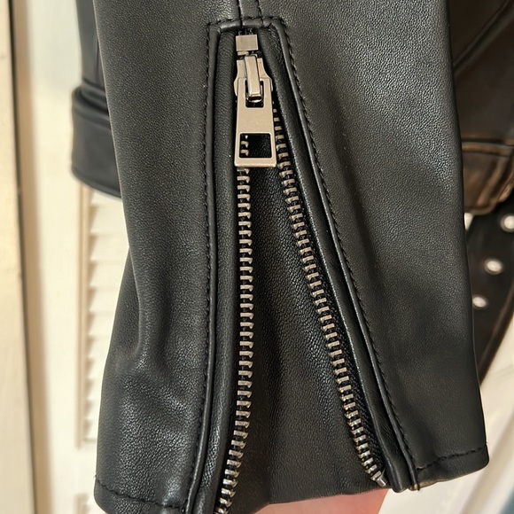 Madewell Oversized Leather Jacket, size small - Picture 9 of 15